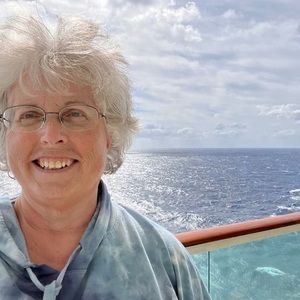 Meet your Posher, Linda